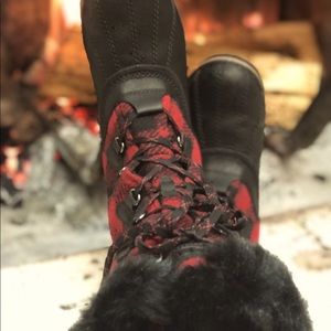 LL Bean Waterproof Rangeley Plaid Insulated Boots